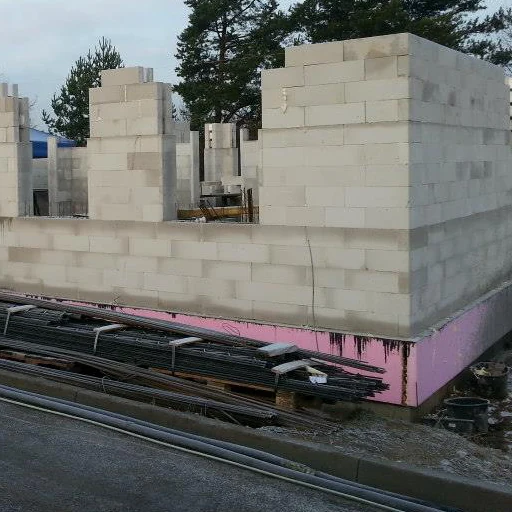 ISB Building System wall assembly during construction in Spain